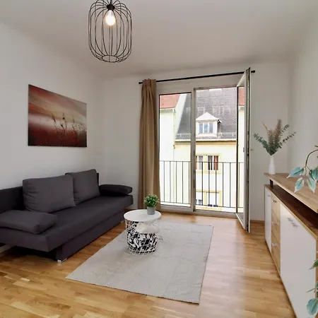 Flataid Annenstrasse Bahnhof Apartman *